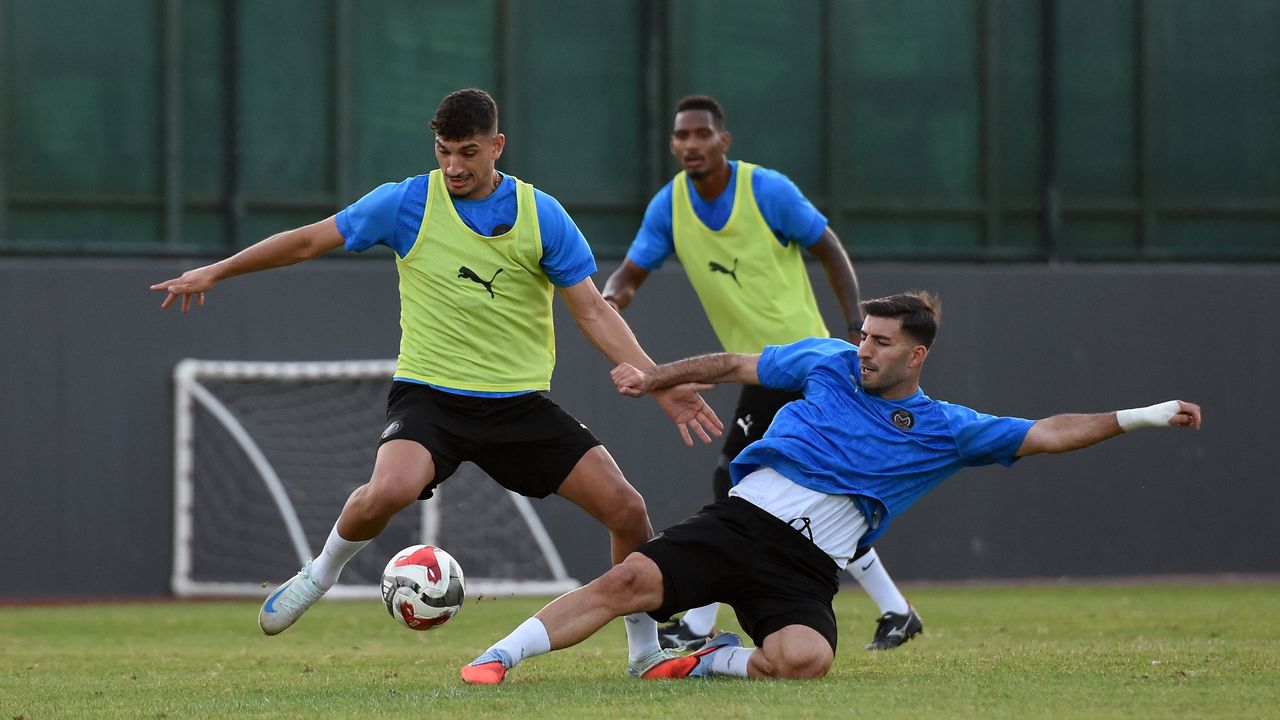 Manisa FK, Esenler Erokspor maçı hazırlıklarına başladı