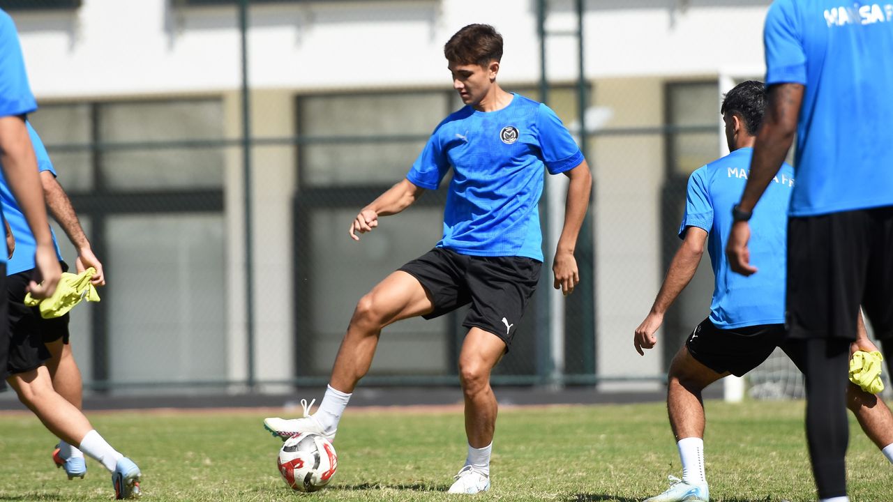 Manisa FK, Bodrum FK mesaisine başladı