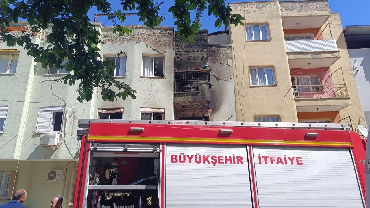 Turgutlu'da 1 buçuk yıl önceki yangında ağır yaralanan genç kız hayatını kaybetti