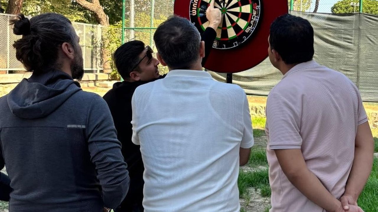 Salihli’de din görevlileri dart turnuvasında buluştu