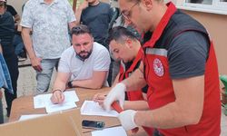 Sarıgöl'de Unlubit zararlısına karşı feromon tuzakları dağıtıldı