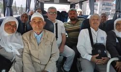Selendi’den dualarla kutsal topraklara uğurlandılar