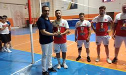 Kaymakamlık Voleybol Turnuvası’nın Şampiyonu Zanbak Tarım oldu