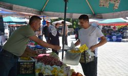 Demirci'de ilk kez semt pazarı kuruldu