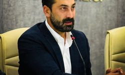 AK Parti'li Mücahit Arınç’tan CHP İl Başkanı Özalper’e tebrik