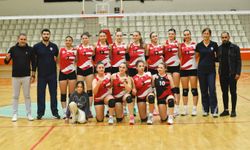 Yunusemre'nin sultanlarından yeni sezonun ilk galibiyeti