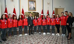 Manisa’nın altın çocukları Avrupa’dan zaferle döndü