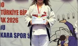 Salihlili Mürüvetnur Özkan Türkiye Şampiyonu oldu