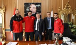 Avrupa Şampiyonu Mert Şişmanlar Yunusemre Belediyespor’da