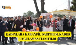 Kadınlara karanfil dağıtıldı, KADES uygulaması tanıtıldı