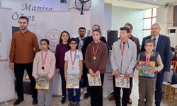 Zeka oyunlarında Sarıgöl il üçüncüsü oldu