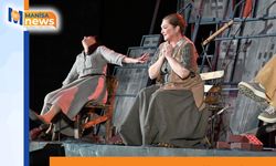 'Sen İstanbul'dan güzelsin' oyunu Manisalıları büyüledi