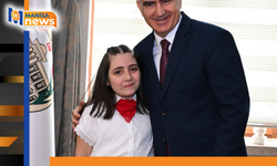 Manisa'da Valilik makamı minik Mehlika'ya emanet