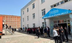 Manisalı öğrenciler depremi yaşadı