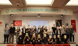 Yunusemre’de gençler ‘Açık mikrofon’ etkinliğinde söz aldı