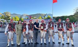 Soma'da Zeybek Festivali yoğun ilgi gördü