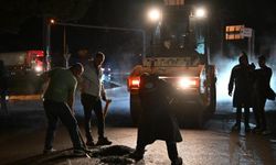 Yağmura rağmen gece gündüz çalışıyorlar
