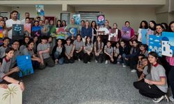 Öğrenciler öğretmen oldu, veliler yeniden sıralara döndü