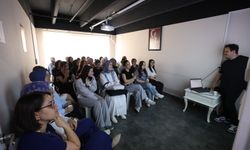 Yunusemre Belediyesinden öğrencilere "Sınav Kaygısı Yönetimi" semineri