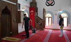 Yunusemre’de camiler bayram namazına hazırlanıyor