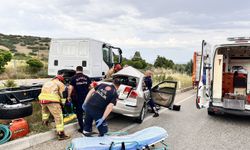 Manisa’da otomobil ile tır çarpıştı: 1 ağır yaralı