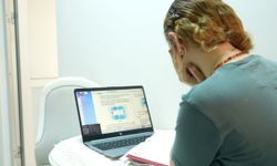 Manisa Büyükşehir Belediyesi online eğitim ile öğrencileri geleceğe hazırlıyor