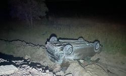 Manisa’da otomobil şarampole uçtu: 2 yaralı
