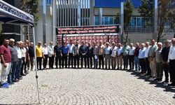 Salihli'de şehit aileleri aşure geleneğini sürdürdü
