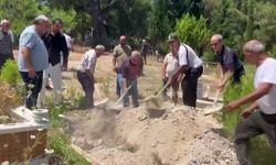 Cinayet kurbanı kız 17 yıl sonra toprağa verildi