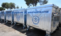Temiz Manisa için 17 ilçeye konteyner desteği