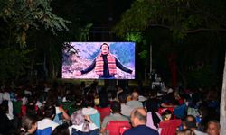 Manisa’da Açık Hava Sinema Geceleri nostalji rüzgarı estiriyor