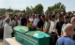Minik Fikri gözyaşları ve dualarla son yolculuğuna uğurlandı