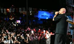 Gölmarmara, Ahmetli ve Gördes'te kurtuluş yıldönümü konserleri yapıldı