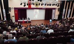 Manisa’da Gazze için "Tek Bir Vicdan" paneli düzenlendi