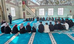 Selendi’de gençler cami çatısı altında buluştu