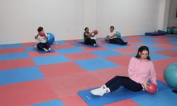 Şehzadeler’de kadınlar haftanın 5 günü sporla buluşuyor