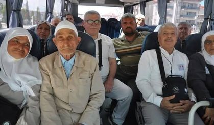 Selendi’den dualarla kutsal topraklara uğurlandılar