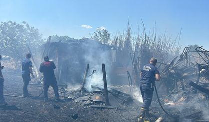 Kayseri itfaiyesi Manisa'daki yangını söndürme çalışmasına katıldı