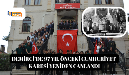 Demirci’de 97 yıl önceki cumhuriyet karesi yeniden canlandı