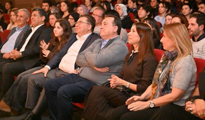 ‘Şiddetli geçimsizlik’ dünya prömiyerini Manisa’da yaptı