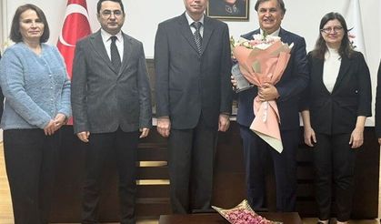 MCBÜ Tıp Fakültesi Dekanlığında görev değişimi