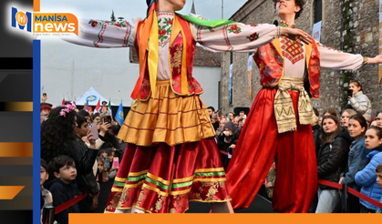Mesir Festivali'nde kültürlerin zarafeti podyuma taşındı