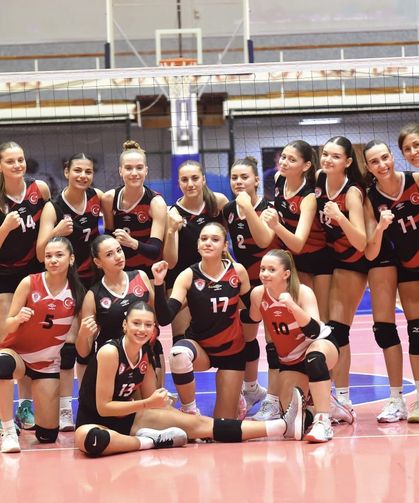 Yunusemre filede 2'de 2 yaptı