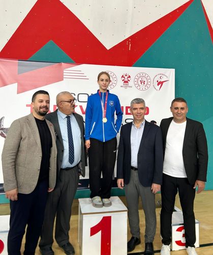 Yunusemreli tekvandoculardan 4 madalya