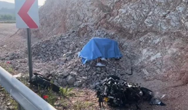 Manisa'da motosiklet yoldan çıktı: 1 ölü, 1 yaralı