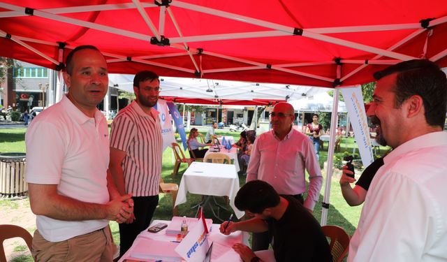 Turgutlu Kariyer Fuarı iş arayanlarla işverenleri buluşturdu