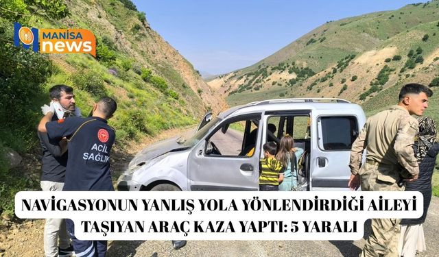 Navigasyonun yanlış yola yönlendirdiği aileyi taşıyan araç kaza yaptı: 5 yaralı