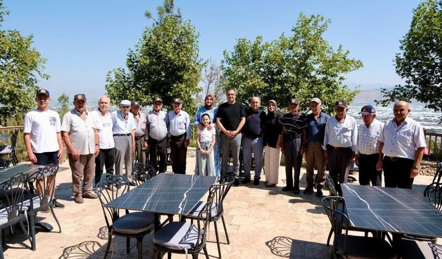 Sarıgöl kaymakamı Dalak, Kıbrıs gazileri ile bir araya geldi
