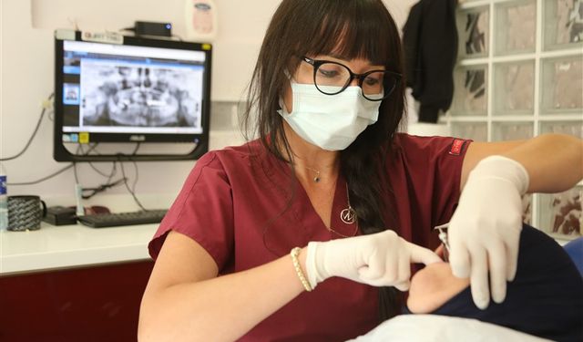 Manisa ADSM'de, implant uygulaması devam ediyor