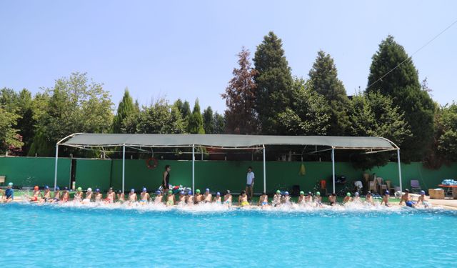 Turgutlu Belediyesi yüzme kursunda son kayıt tarihi 8 Ağustos